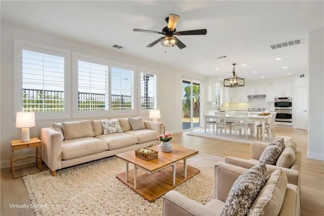 35640 Sainte Foy Street, Murrieta, CA 92563