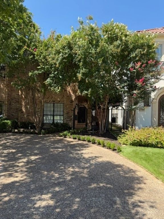 3704 Binkley Avenue, University Park, TX 75205