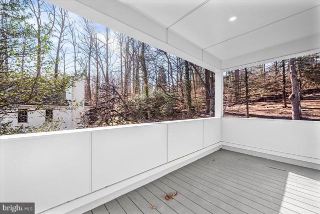 7502 NEVIS RD, Bethesda, MD 20817