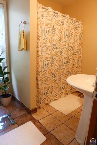 1014 State ST, Emporia, KS 66801