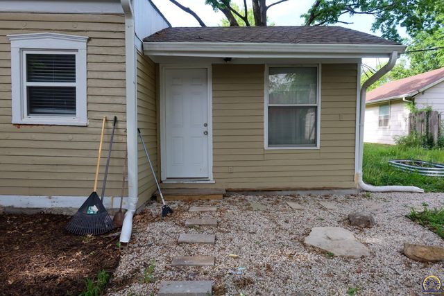 1014 State ST, Emporia, KS 66801