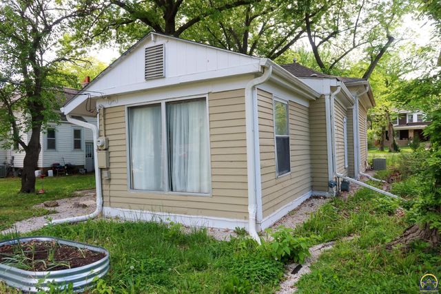 1014 State ST, Emporia, KS 66801