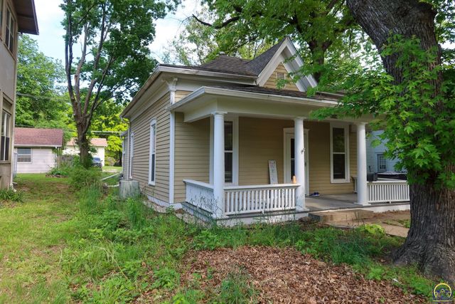 1014 State ST, Emporia, KS 66801