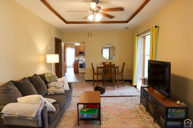 1014 State ST, Emporia, KS 66801