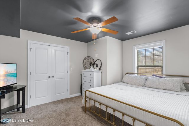 731 Vanderbilt Dr, Elizabethtown, KY 42701