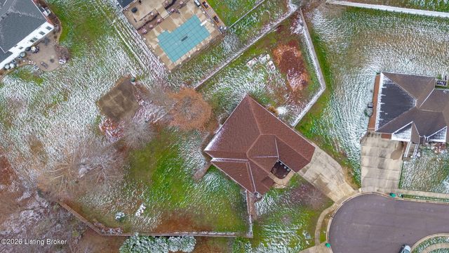 731 Vanderbilt Dr, Elizabethtown, KY 42701