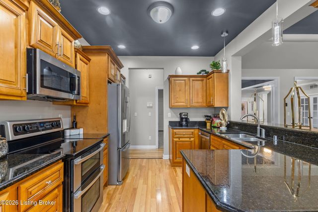 731 Vanderbilt Dr, Elizabethtown, KY 42701