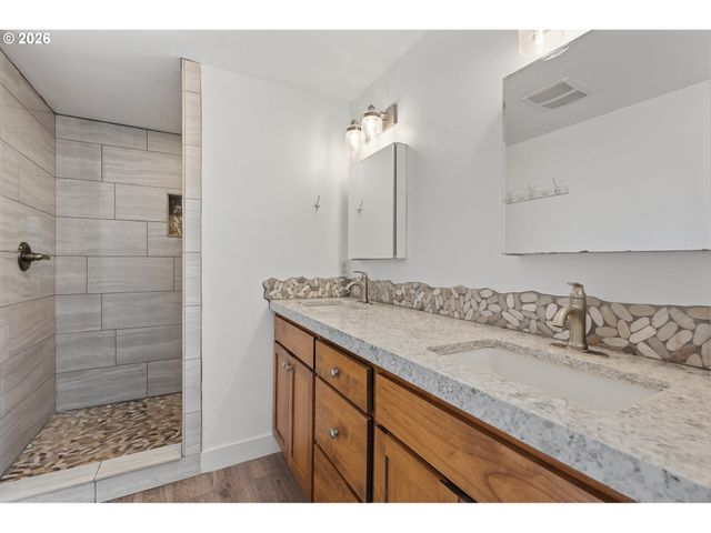 16704 Ne 29TH Ave, Ridgefield, WA 98642