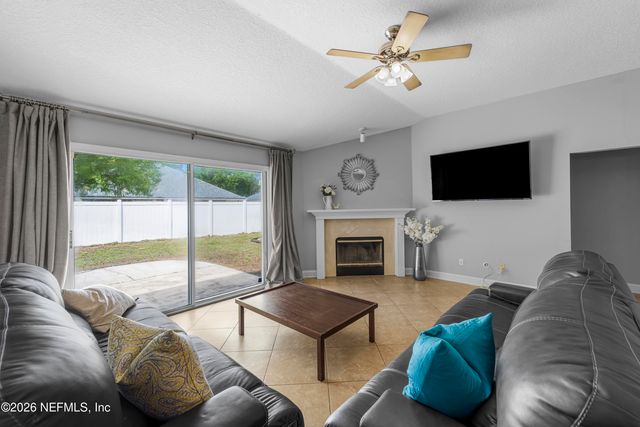 908 W DOTY BRANCH Lane, St. Johns, FL 32259