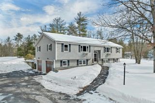 1102 Mammoth Rd # And # B, Pelham, NH 03076