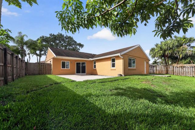 1329 SW 151st Way, Sunrise, FL 33326