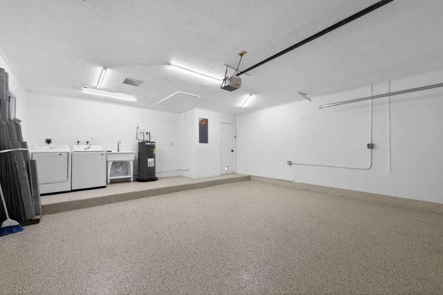 1329 SW 151st Way, Sunrise, FL 33326
