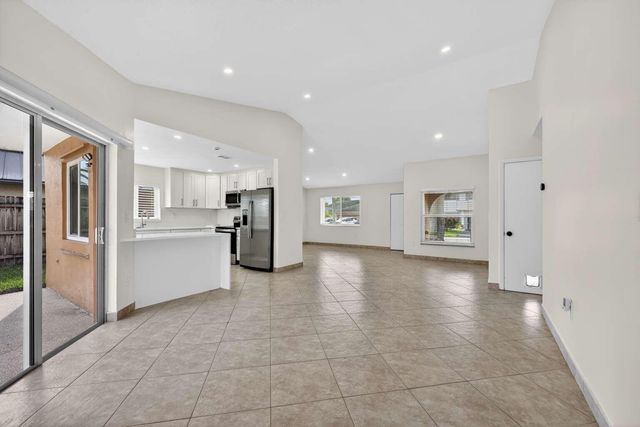 1329 SW 151st Way, Sunrise, FL 33326