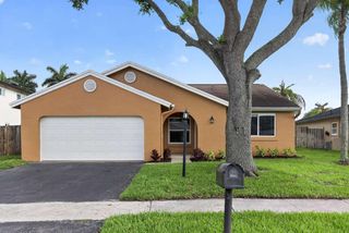 1329 SW 151st Way, Sunrise, FL 33326