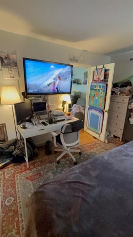 9125 Cecile Way, Sacramento, CA 95826