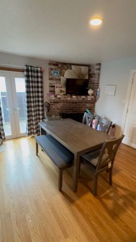 9125 Cecile Way, Sacramento, CA 95826