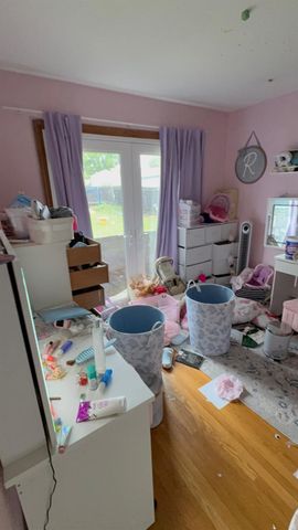 9125 Cecile Way, Sacramento, CA 95826