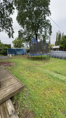 9125 Cecile Way, Sacramento, CA 95826