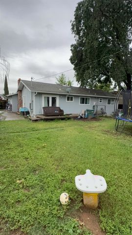 9125 Cecile Way, Sacramento, CA 95826