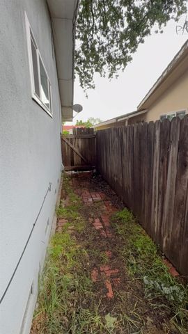 9125 Cecile Way, Sacramento, CA 95826