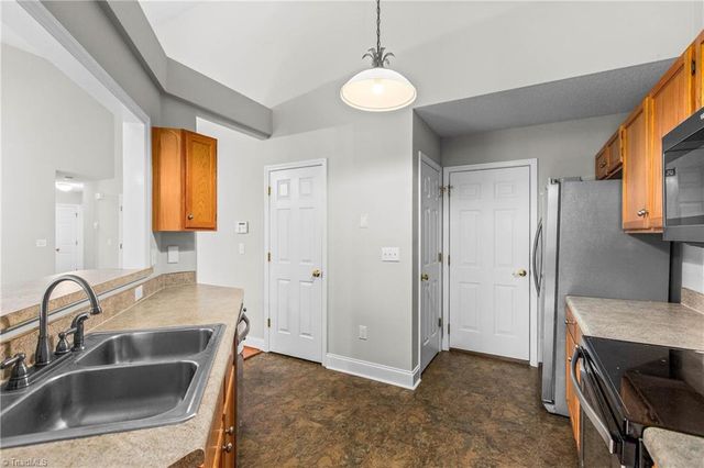 155 Monroe Street, Winston-salem, NC 27104