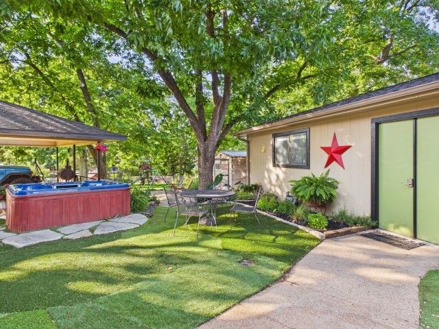 102 Misty Glen Circle, Gun Barrel City, TX 75156