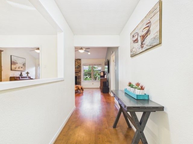 102 Misty Glen Circle, Gun Barrel City, TX 75156