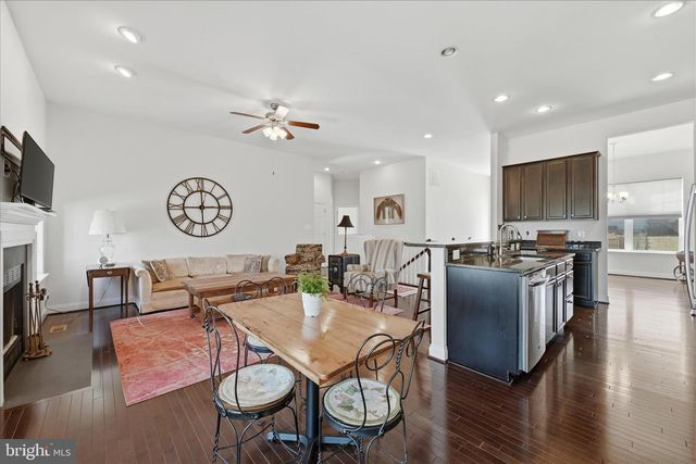 141 CASORSA DR, Charles Town, WV 25414