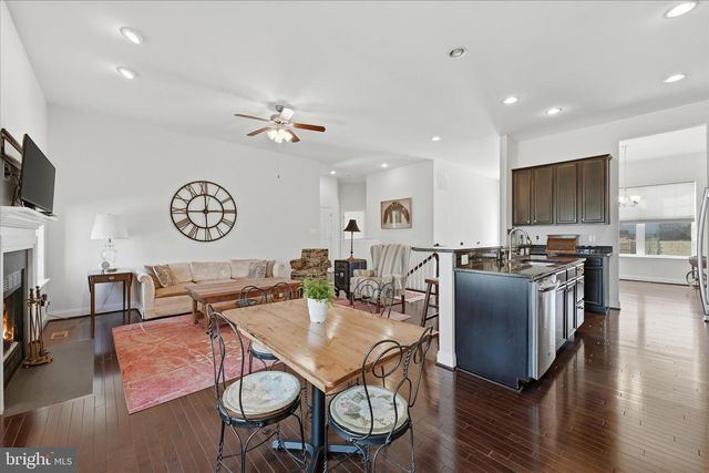 141 CASORSA DR, Charles Town, WV 25414