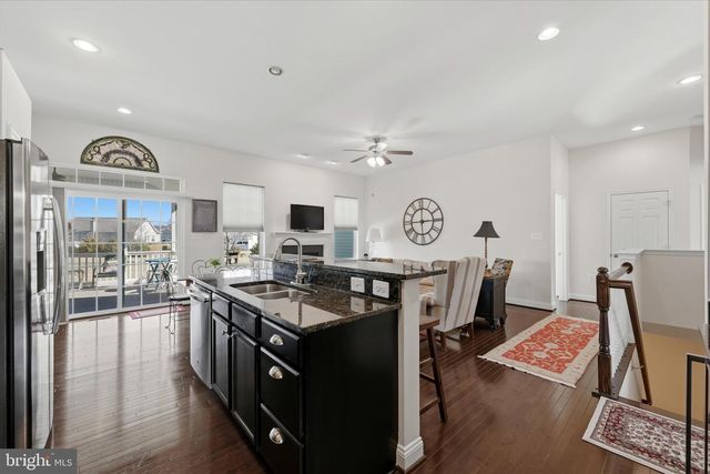 141 CASORSA DR, Charles Town, WV 25414