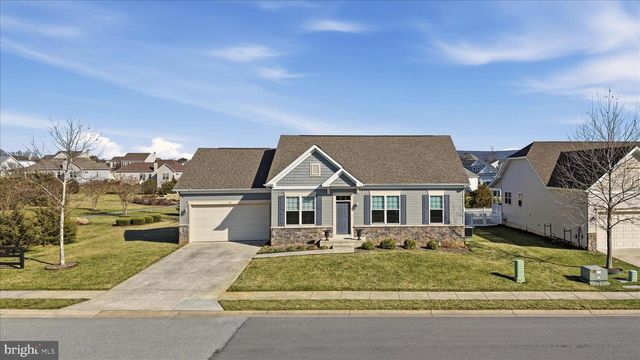 141 CASORSA DR, Charles Town, WV 25414