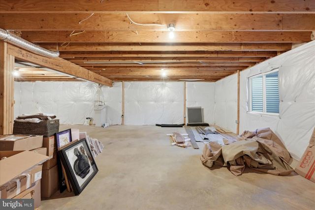 141 CASORSA DR, Charles Town, WV 25414