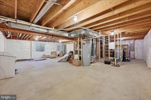 141 CASORSA DR, Charles Town, WV 25414