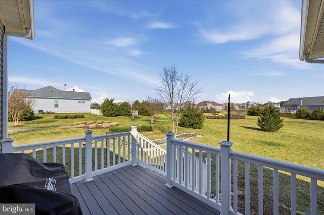 141 CASORSA DR, Charles Town, WV 25414