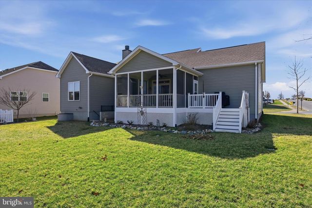 141 CASORSA DR, Charles Town, WV 25414