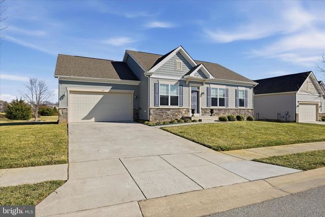 141 CASORSA DR, Charles Town, WV 25414