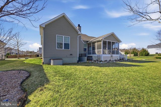 141 CASORSA DR, Charles Town, WV 25414