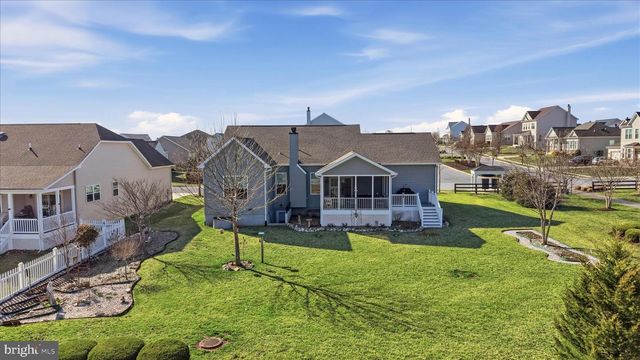 141 CASORSA DR, Charles Town, WV 25414