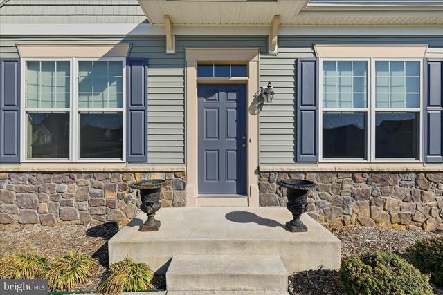 141 CASORSA DR, Charles Town, WV 25414