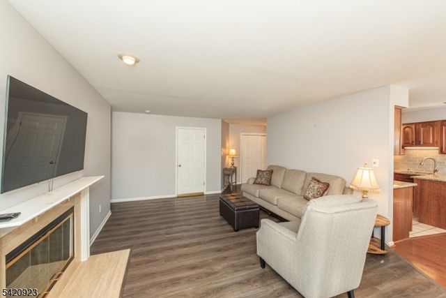 2 Tulip Cres 1A, Little Falls Twp., NJ 07424