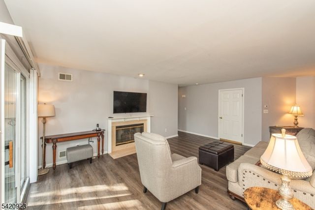 2 Tulip Cres 1A, Little Falls Twp., NJ 07424