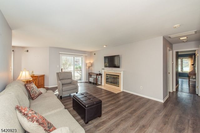 2 Tulip Cres 1A, Little Falls Twp., NJ 07424