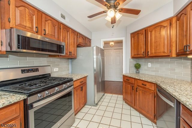 2 Tulip Cres 1A, Little Falls Twp., NJ 07424