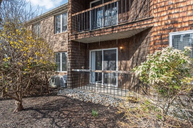 2 Tulip Cres 1A, Little Falls Twp., NJ 07424