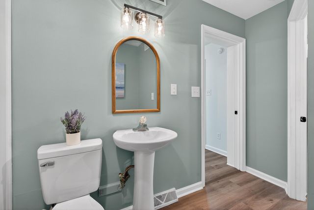 3728 Crosby Drive, Lexington, KY 40517