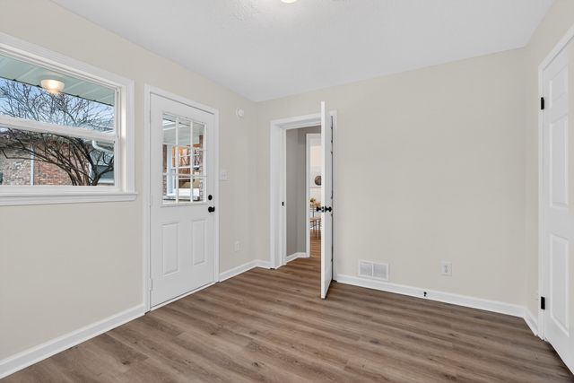 3728 Crosby Drive, Lexington, KY 40517