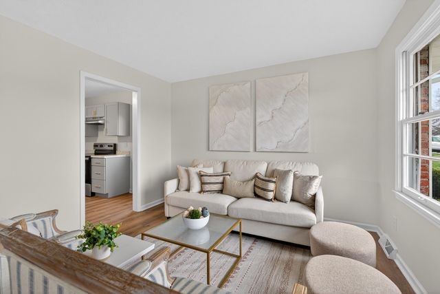 3728 Crosby Drive, Lexington, KY 40517