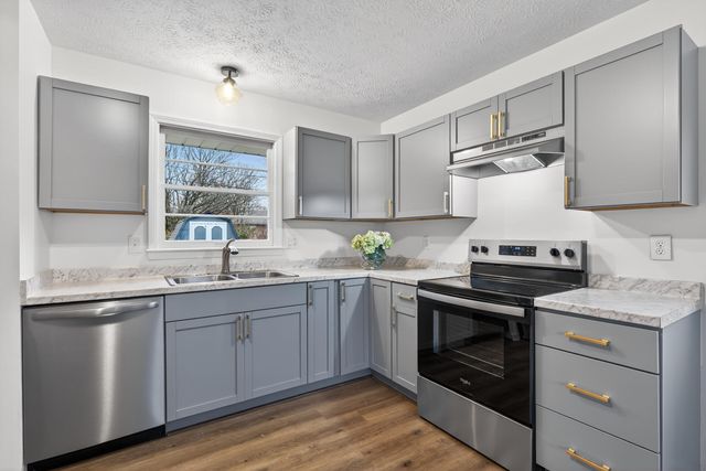 3728 Crosby Drive, Lexington, KY 40517