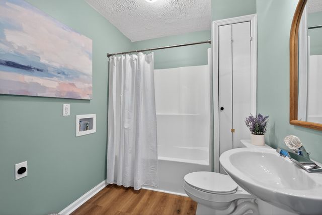 3728 Crosby Drive, Lexington, KY 40517