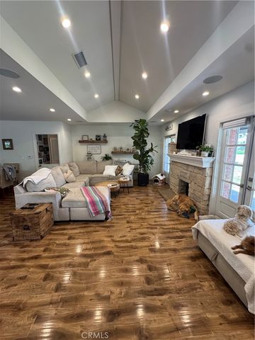 1228 S Helberta Avenue, Redondo Beach, CA 90277